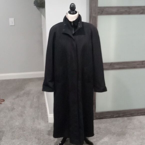 Vintage Panache black long trench with removable Insulated  lining. Size 8 - Picture 1 of 4